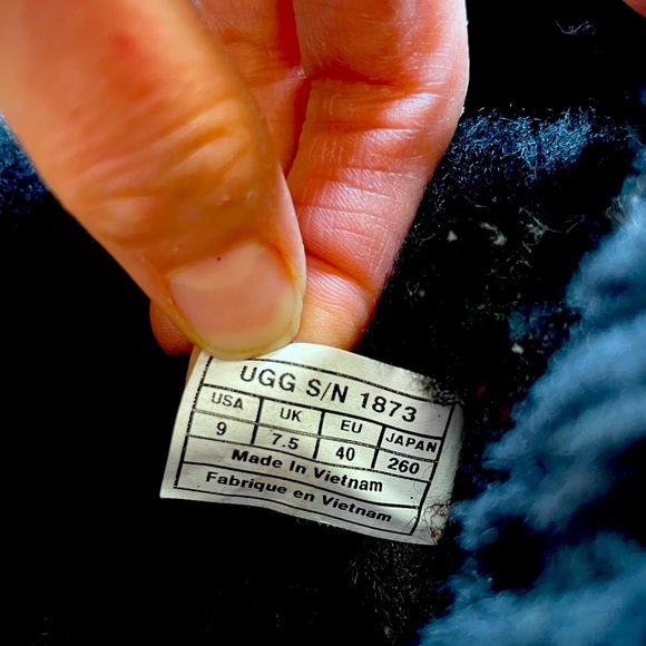 Ugg black suede boots, tall - Picture 5 of 6